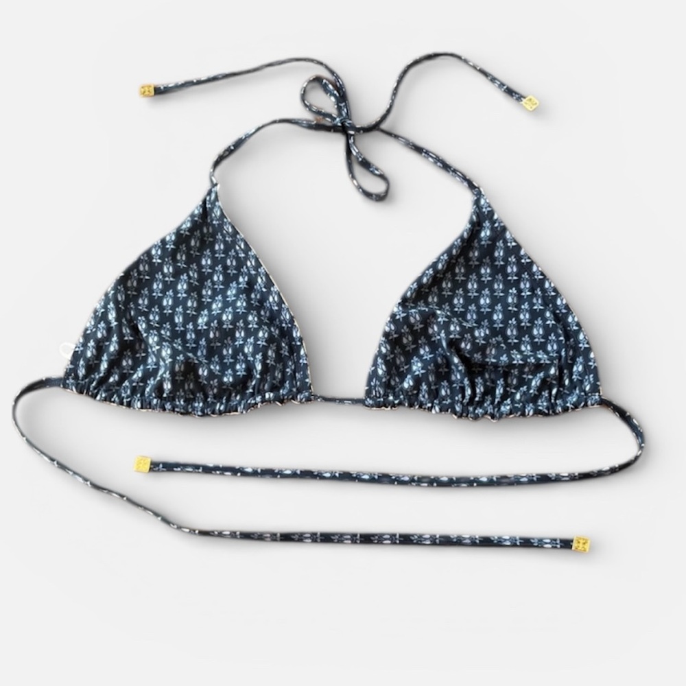 Tory Burch Boria reversible triangle bikini top size large in ivory and navy